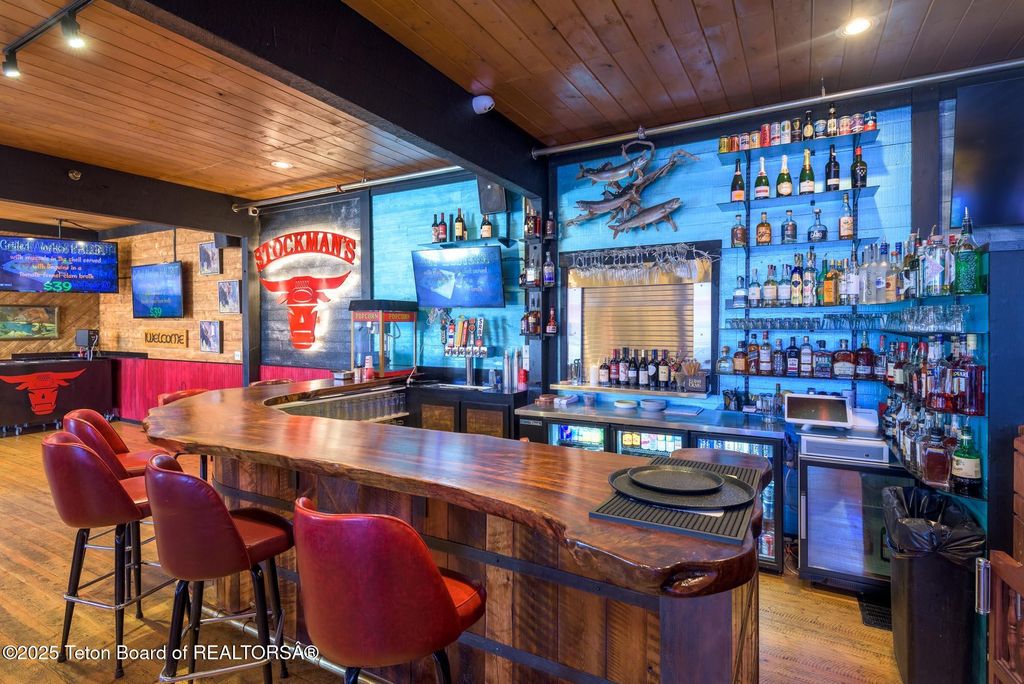 117 W PINE Street, Pinedale, WY 82941 photo 88