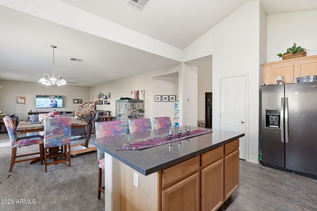 17760 W CHARTER OAK Road, Surprise, AZ 85388