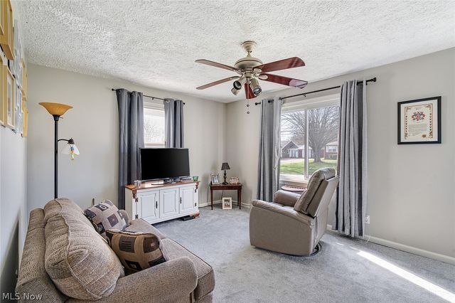 616 Poland Avenue, Struthers, OH 44471