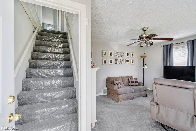 616 Poland Avenue, Struthers, OH 44471