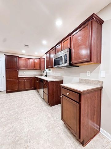 808 Muddy Creek Road, Berea, KY 40403