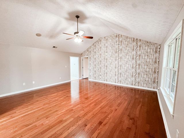 808 Muddy Creek Road, Berea, KY 40403