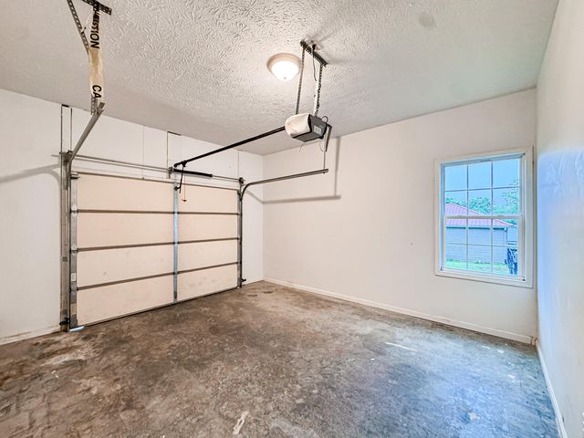 808 Muddy Creek Road, Berea, KY 40403