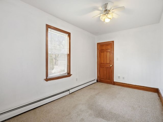 10 Almont Ave, Worcester, MA 01604