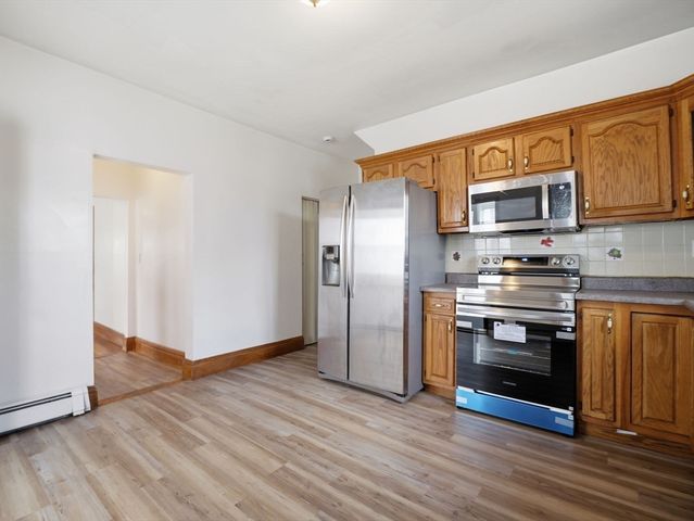 10 Almont Ave, Worcester, MA 01604