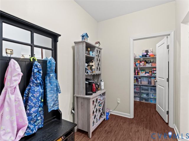 15718 New Gale Dr, Midlothian, VA 23112