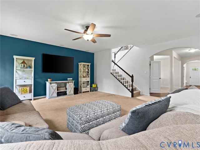 15718 New Gale Dr, Midlothian, VA 23112