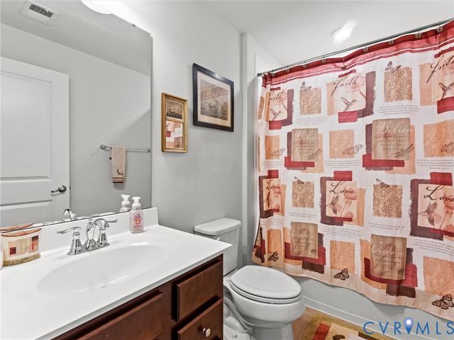 15718 New Gale Dr, Midlothian, VA 23112