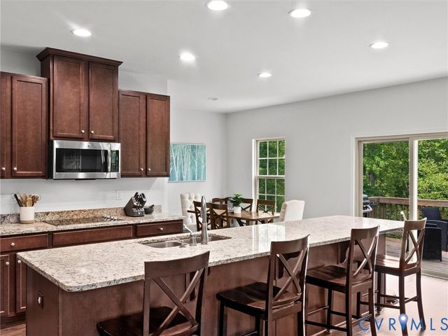 15718 New Gale Dr, Midlothian, VA 23112