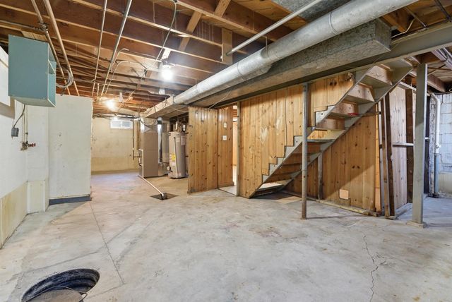 1811 Sager Avenue, Waterloo, IA 50701