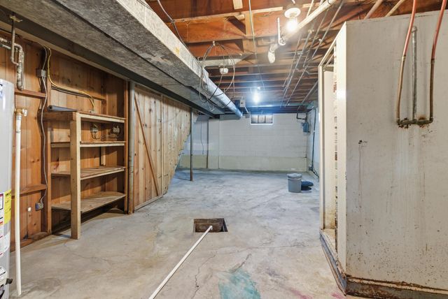 1811 Sager Avenue, Waterloo, IA 50701