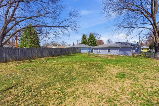 1811 Sager Avenue, Waterloo, IA 50701