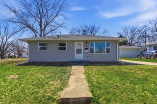 1811 Sager Avenue, Waterloo, IA 50701