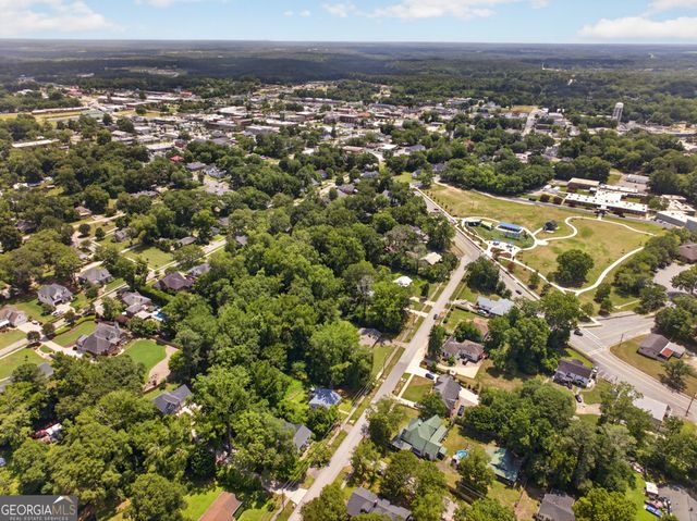 265 3rd Avenue, Winder, GA 30680