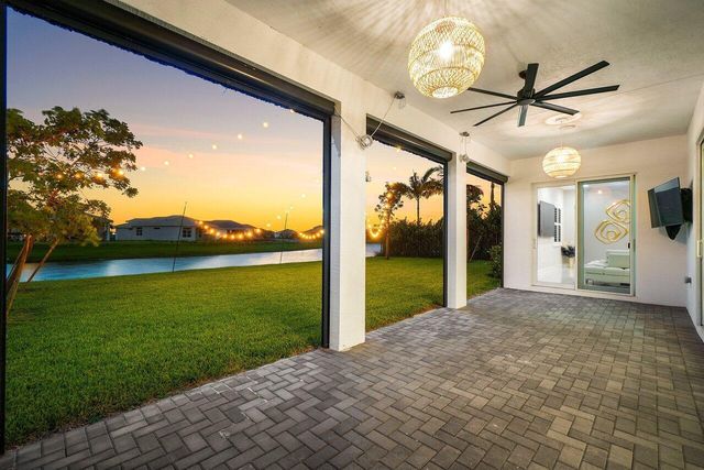 5531 Liberty Lane, Westlake, FL 33470