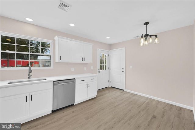 200 WILLOW RD, Orwigsburg, PA 17961