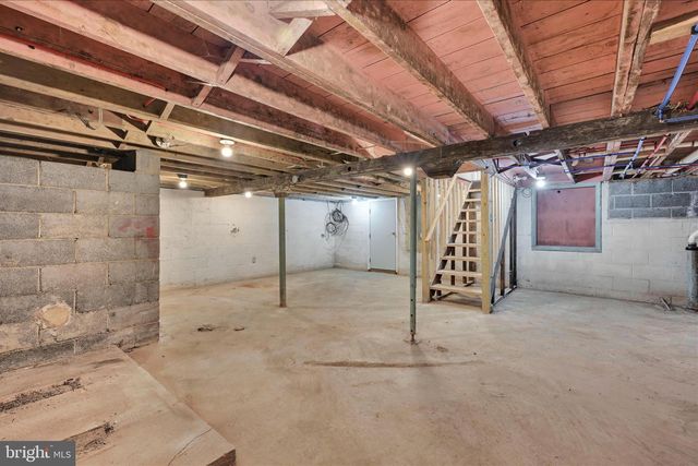 200 WILLOW RD, Orwigsburg, PA 17961