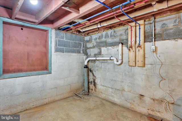 200 WILLOW RD, Orwigsburg, PA 17961