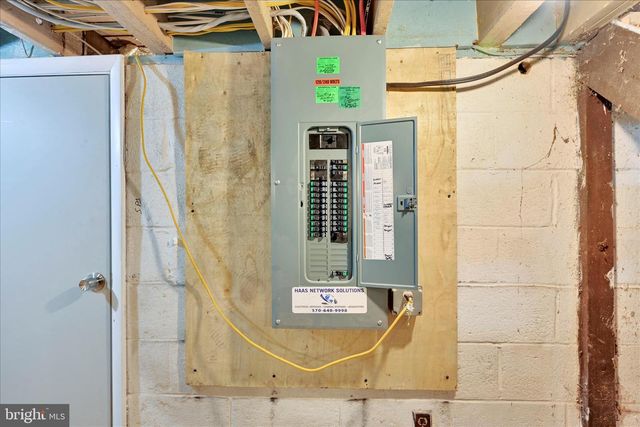 200 WILLOW RD, Orwigsburg, PA 17961