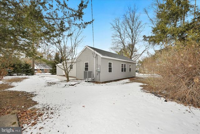 200 WILLOW RD, Orwigsburg, PA 17961