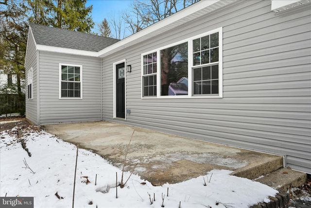 200 WILLOW RD, Orwigsburg, PA 17961