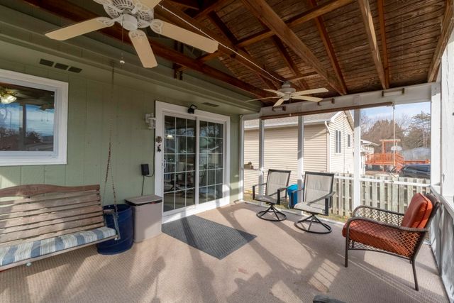 216 Bourland Avenue, Waterloo, IA 50701