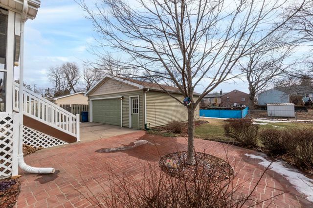 216 Bourland Avenue, Waterloo, IA 50701