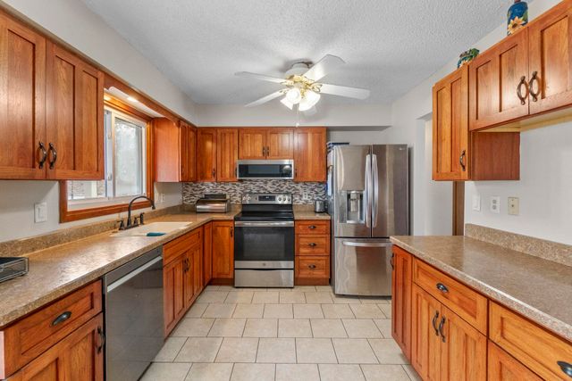 216 Bourland Avenue, Waterloo, IA 50701