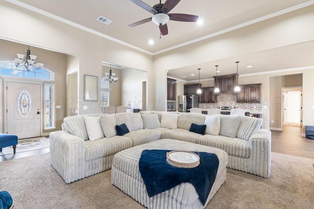 18 Canyon E Parkway, Canyon, TX 79015