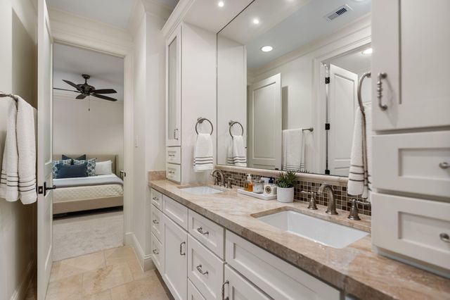 13407 Kimberley Lane, Houston, TX 77079