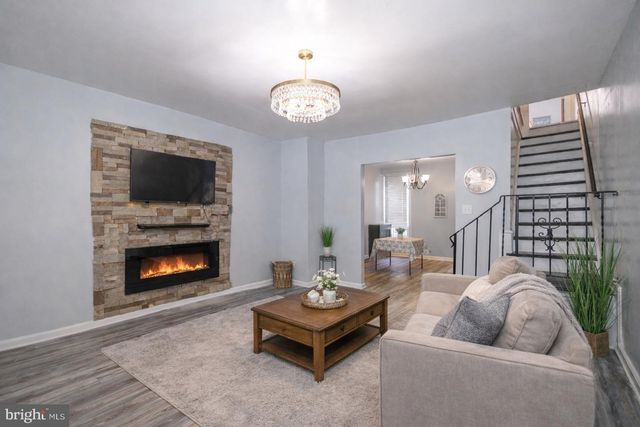 1631 W CHAMPLOST ST, Philadelphia, PA 19141