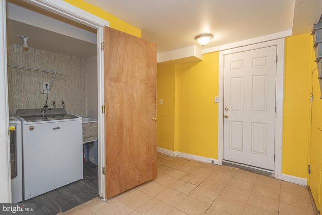 1631 W CHAMPLOST ST, Philadelphia, PA 19141