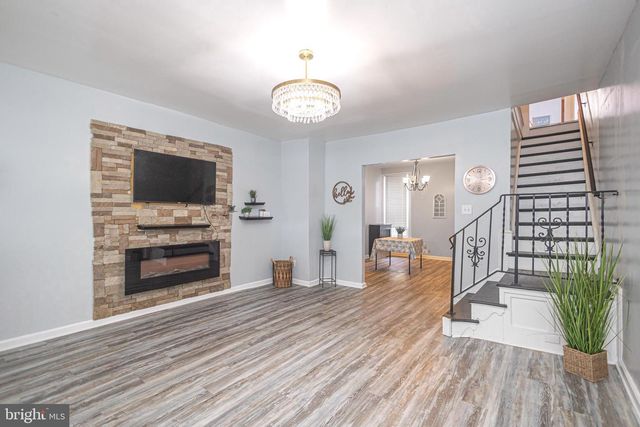 1631 W CHAMPLOST ST, Philadelphia, PA 19141