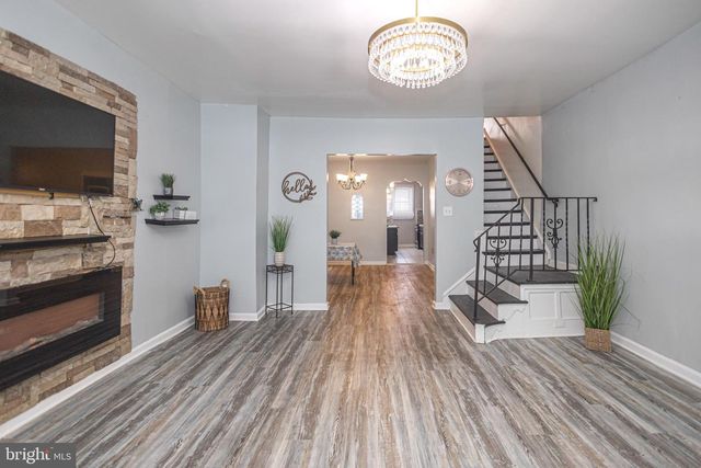 1631 W CHAMPLOST ST, Philadelphia, PA 19141