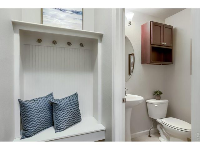 853 Jenny Ln, Berthoud, CO 80513