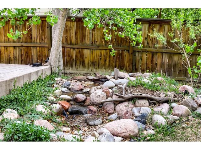 853 Jenny Ln, Berthoud, CO 80513