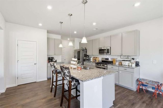 126 Hadley Way, Cartersville, GA 30120