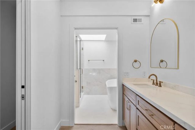 33 Rainbow, Irvine, CA 92603
