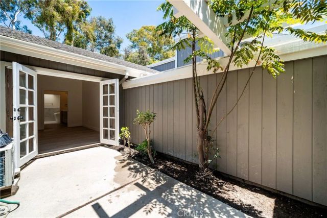 33 Rainbow, Irvine, CA 92603