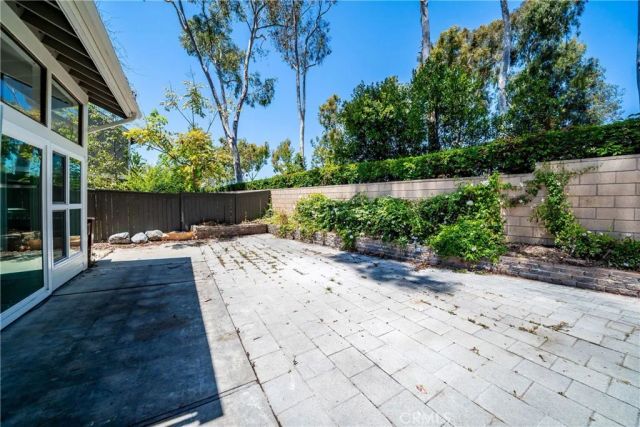 33 Rainbow, Irvine, CA 92603