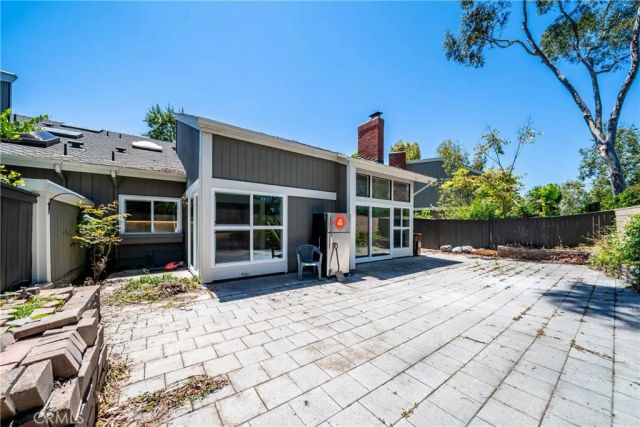 33 Rainbow, Irvine, CA 92603