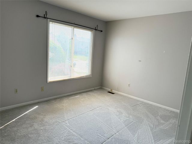 28849 Hearthstone Drive, Novi, MI 48377