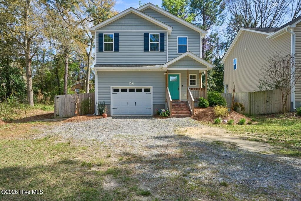 425 S Hardin Street, Southern Pines, NC 28387