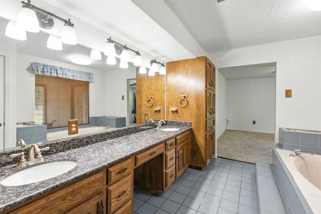 1680 Bowler Road, Waller, TX 77484