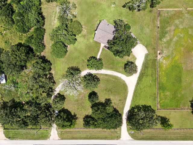 1680 Bowler Road, Waller, TX 77484