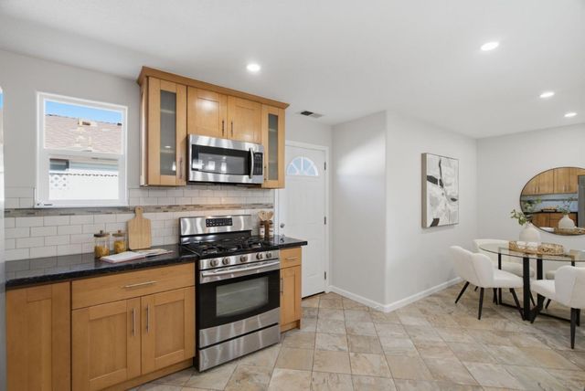 2293 W Hedding Street, San Jose, CA 95128