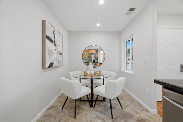 2293 W Hedding Street, San Jose, CA 95128