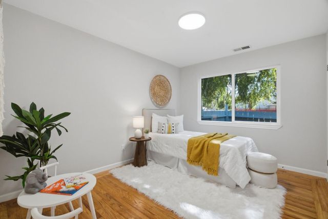 2293 W Hedding Street, San Jose, CA 95128