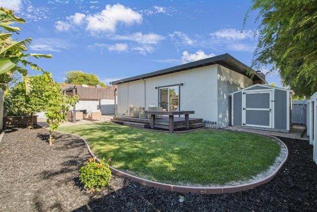 2293 W Hedding Street, San Jose, CA 95128