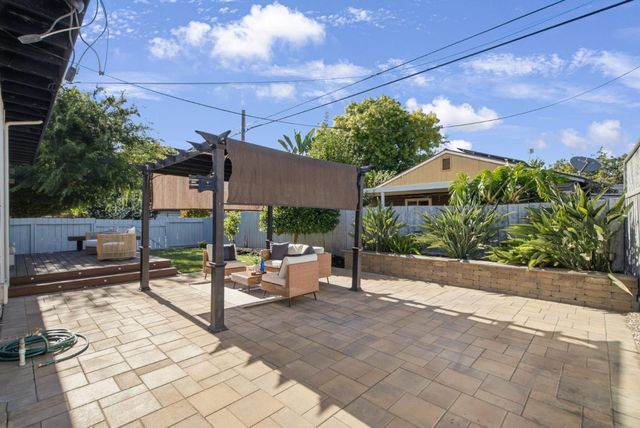 2293 W Hedding Street, San Jose, CA 95128